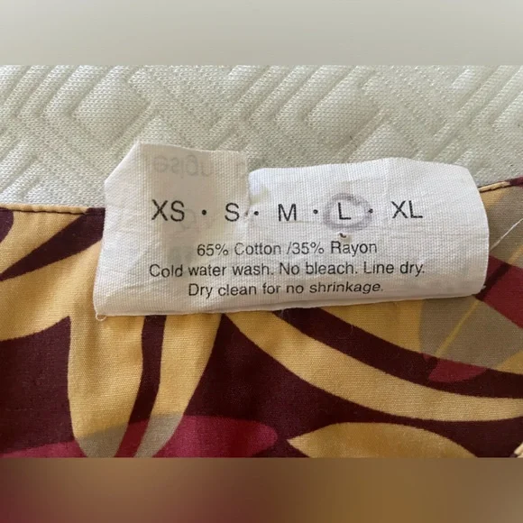 Vintage Manuhealii White Tag Tank - Picture 3 of 5